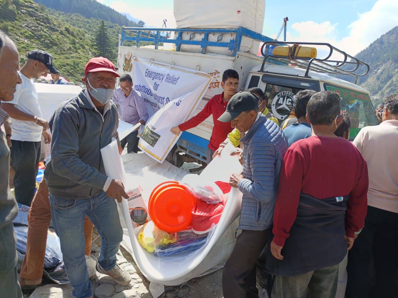 Relief Efforts in Dharali 3